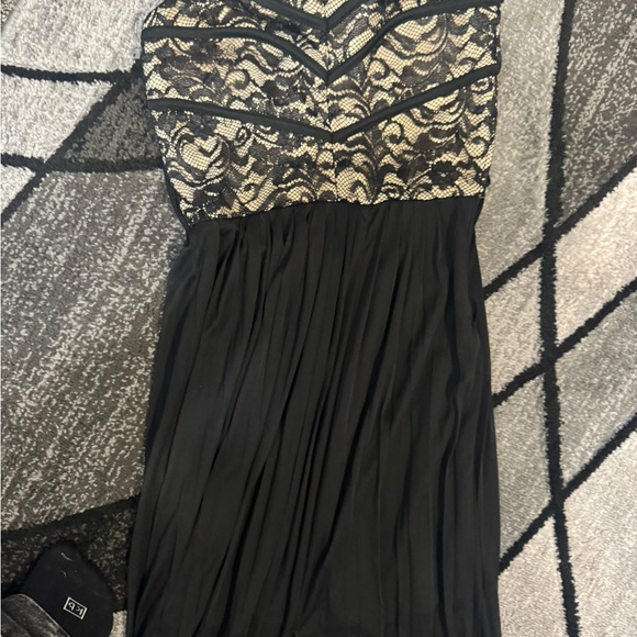 ALO Yoga Black Strapless Lace Bodice Maxi Dress with Sheer Skirt - Picture 5 of 5